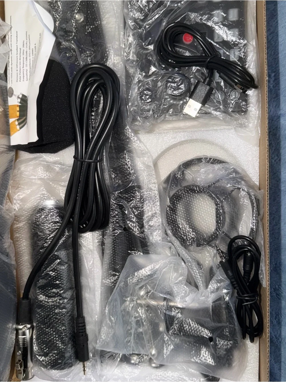 Professional Condenser Microphone - Black & Gold